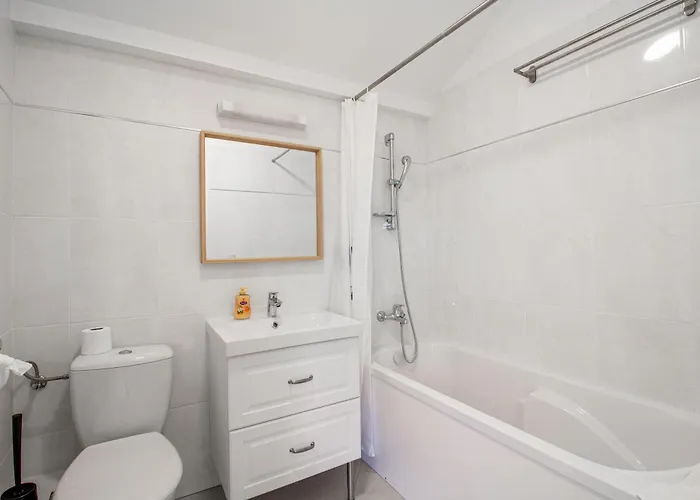 Appartement Sweet-renoir, Calme, Parking Privé *