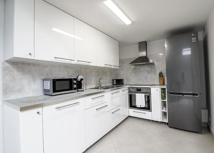 Appartement Sweet-renoir, Calme, Parking Privé *