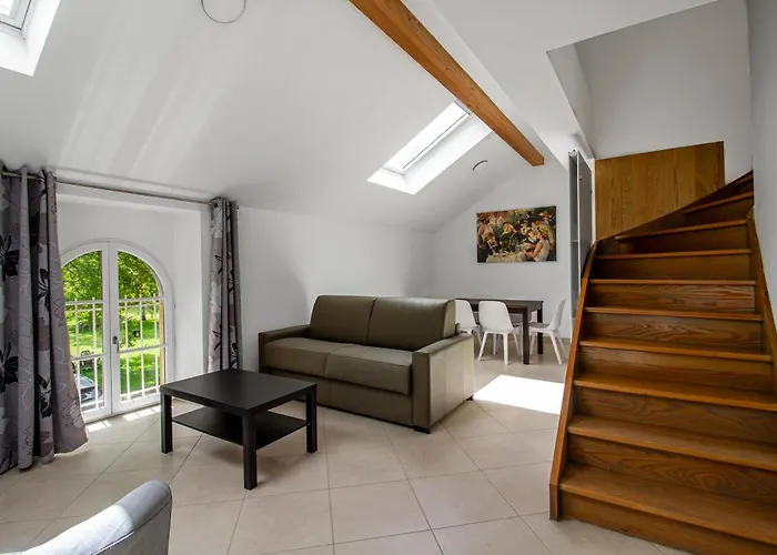 Sweet-renoir, Calme, Parking Privé Appartement *